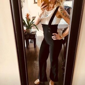 Wide leg high waisted pants with suspenders